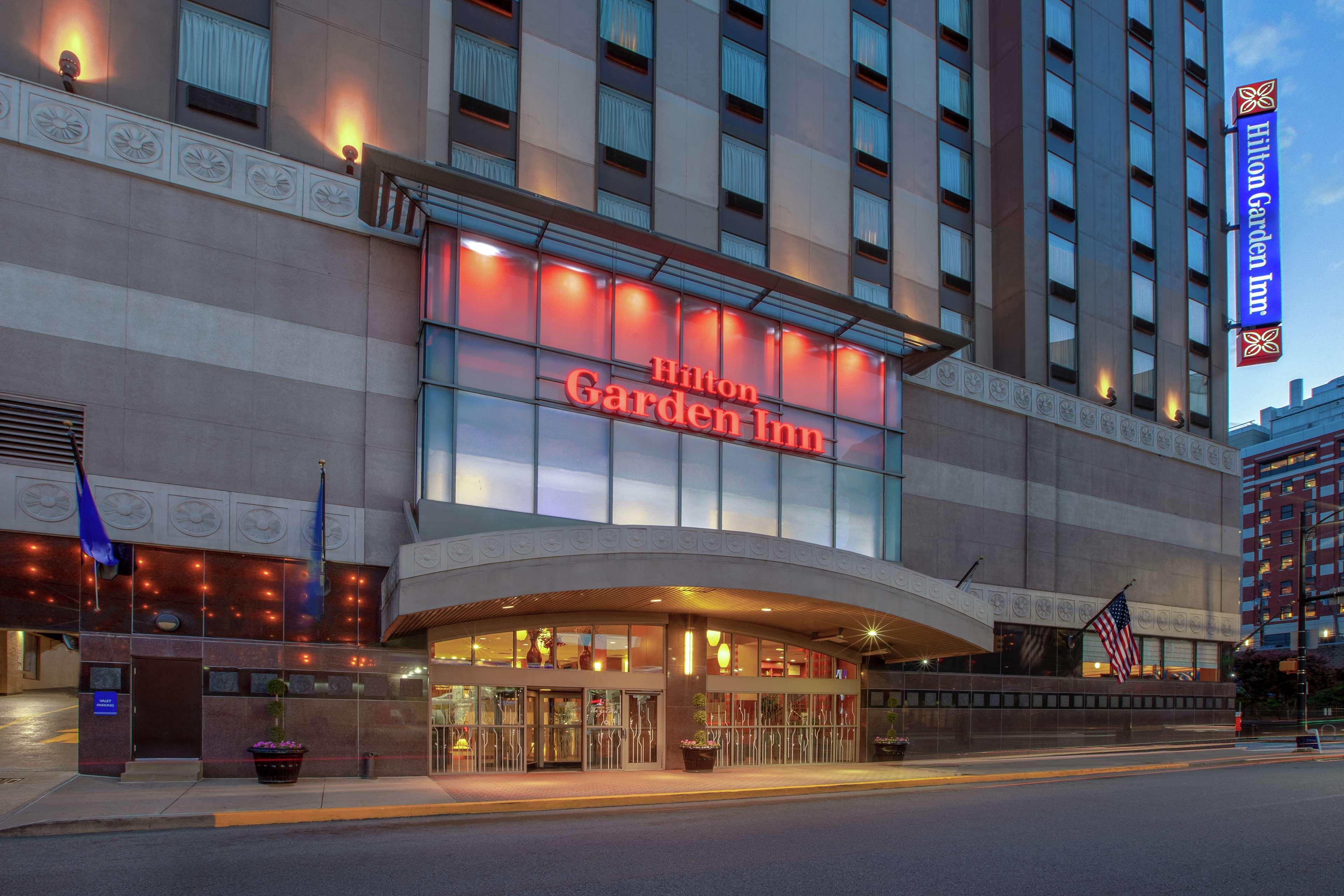 Hilton Garden Inn Pittsburgh University Place Exterior photo