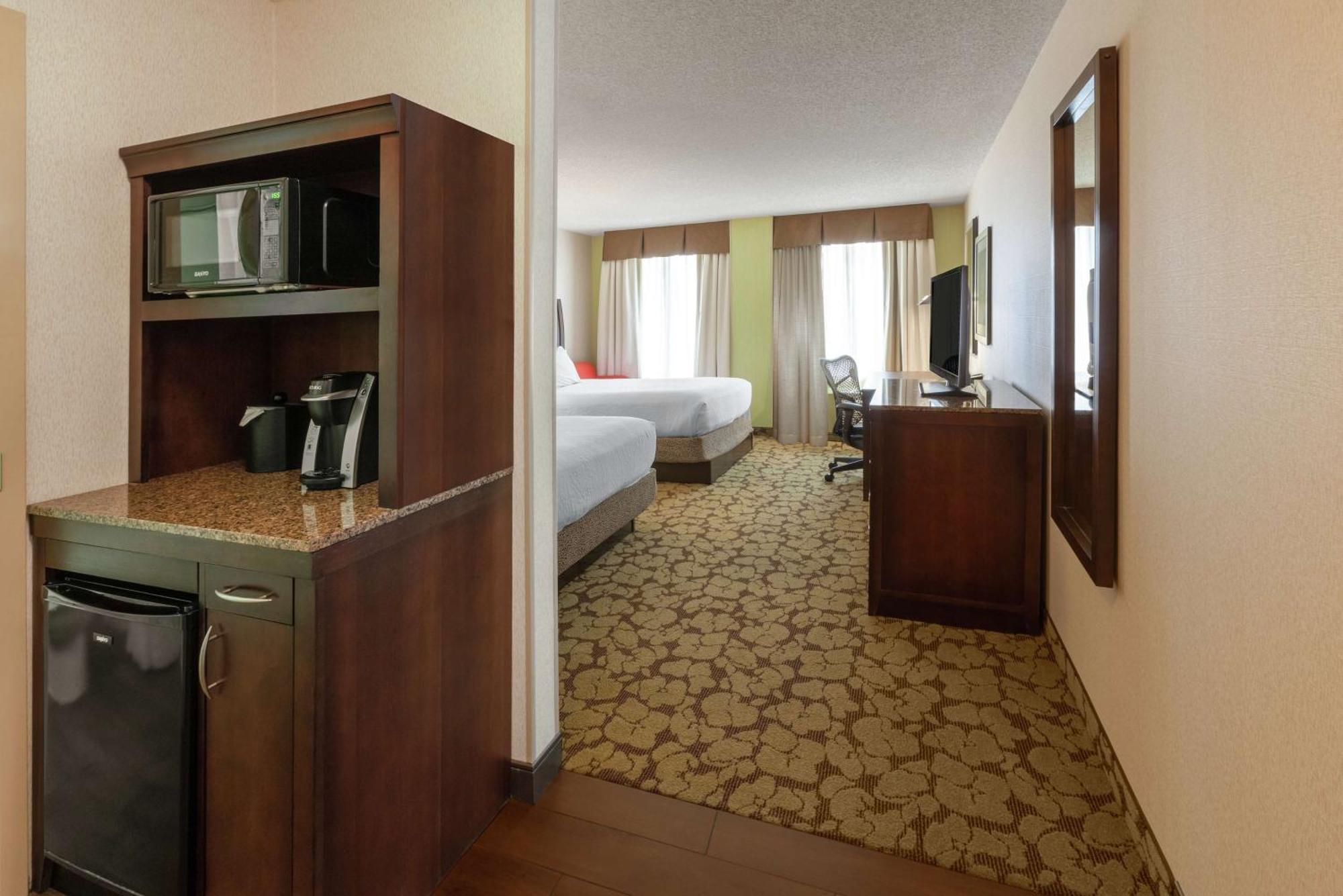 Hilton Garden Inn Pittsburgh University Place Exterior photo