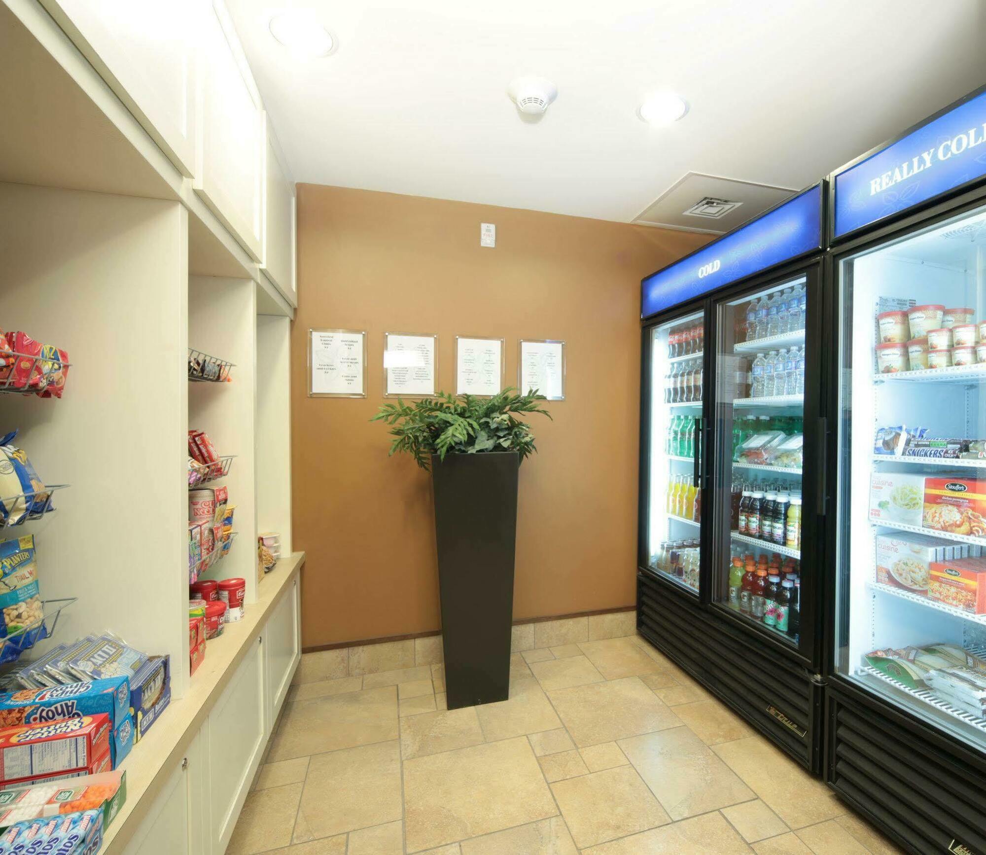 Hilton Garden Inn Pittsburgh University Place Restaurant photo